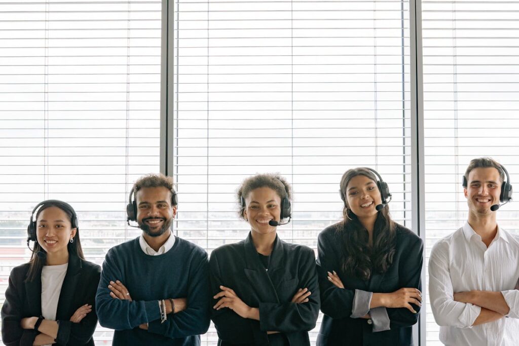 Equipe de inside sales respondendo leads rapidamente — speed to lead em operação comercial B2B