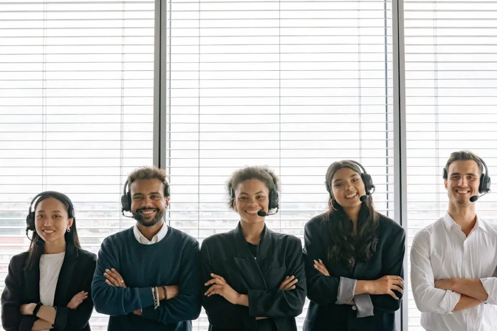 Equipe de inside sales respondendo leads rapidamente — speed to lead em operação comercial B2B